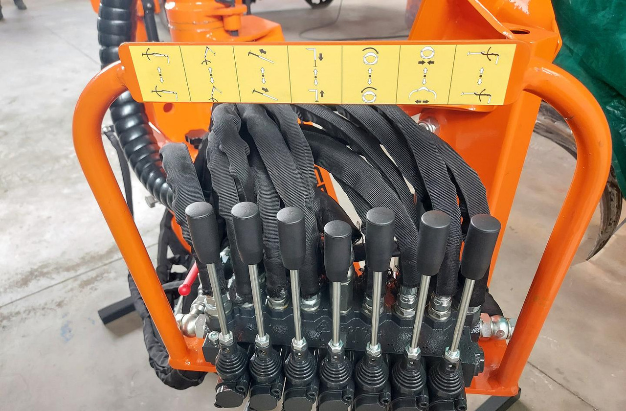 Gru - caricatore forestale PAS300 - Ladekran für Forsttechnik: das Bild 4 Gru - caricatore forestale PAS300 - Ladekran für Forsttechnik: das Bild 4