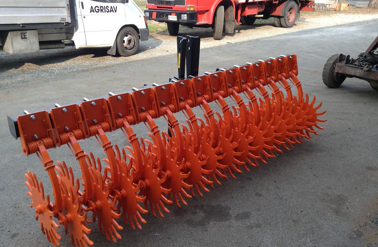 Rompicrosta a.s.r. 270 - Technik für Bodenbearbeitung: das Bild 3 Rompicrosta a.s.r. 270 - Technik für Bodenbearbeitung: das Bild 3