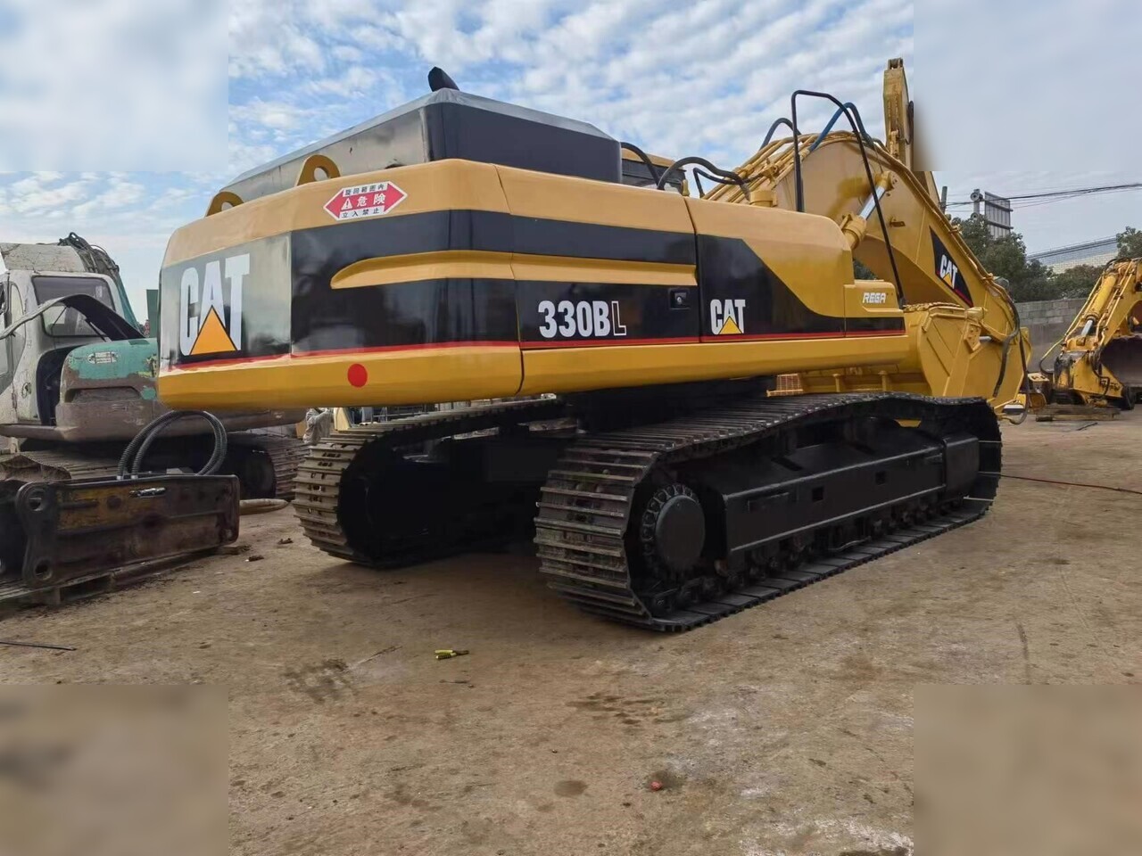 CATERPILLAR 330BL - Kettenbagger: das Bild 1 CATERPILLAR 330BL - Kettenbagger: das Bild 1
