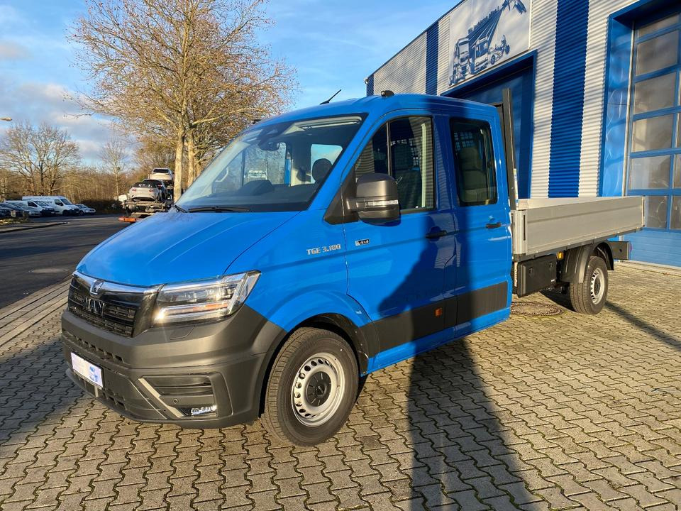 MAN TGE 3.180 4x4 Doka Pritsche Lang *INKL.19% MWT* AUTOMATIK*LED*CAM*AHK*TEMPO*STANDHZG*UVM* - Pritschenwagen, Transporter mit Doppelkabine: das Bild 4 MAN TGE 3.180 4x4 Doka Pritsche Lang *INKL.19% MWT* AUTOMATIK*LED*CAM*AHK*TEMPO*STANDHZG*UVM* - Pritschenwagen, Transporter mit Doppelkabine: das Bild 4
