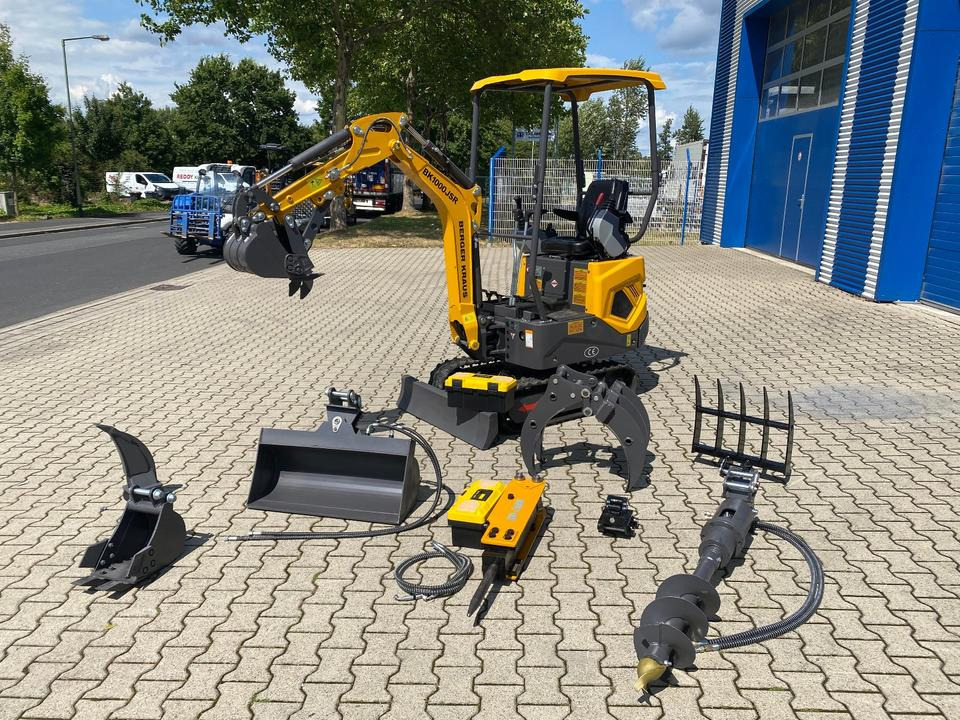 Minibagger BK1000JSR inkl. großem Zubehörpaket *HERBSTAKTION*INKL.19% MWST*BERGER KRAUS* VERSTELLFAHRWERK*SOFORT!* - Minibagger: das Bild 1 Minibagger BK1000JSR inkl. großem Zubehörpaket *HERBSTAKTION*INKL.19% MWST*BERGER KRAUS* VERSTELLFAHRWERK*SOFORT!* - Minibagger: das Bild 1