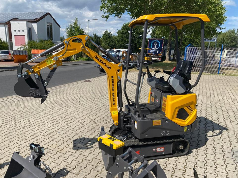 Minibagger BK1000JSR inkl. großem Zubehörpaket *HERBSTAKTION*INKL.19% MWST*BERGER KRAUS* VERSTELLFAHRWERK*SOFORT!* - Minibagger: das Bild 4 Minibagger BK1000JSR inkl. großem Zubehörpaket *HERBSTAKTION*INKL.19% MWST*BERGER KRAUS* VERSTELLFAHRWERK*SOFORT!* - Minibagger: das Bild 4
