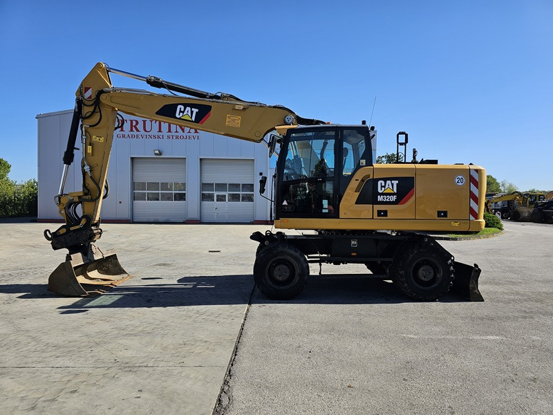 CATERPILLAR M320F - Mobilbagger: das Bild 2 CATERPILLAR M320F - Mobilbagger: das Bild 2