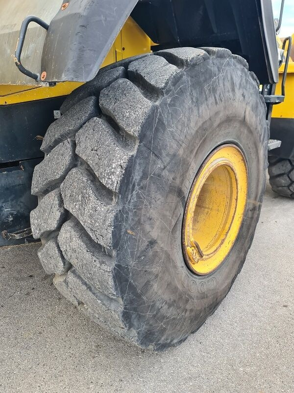 Radlader Komatsu WA480-5: das Bild 19 Radlader Komatsu WA480-5: das Bild 19