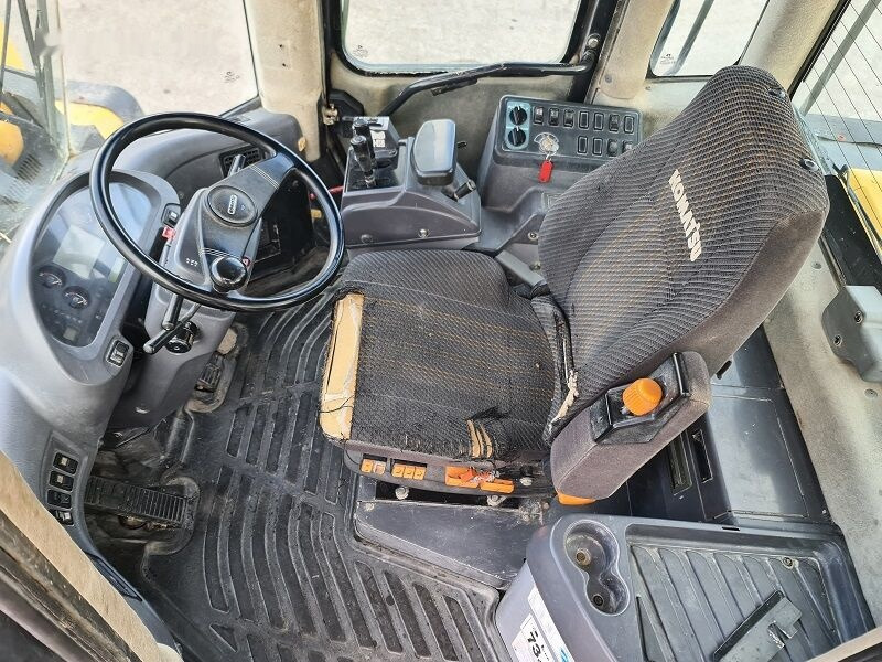 Radlader Komatsu WA480-5: das Bild 8 Radlader Komatsu WA480-5: das Bild 8