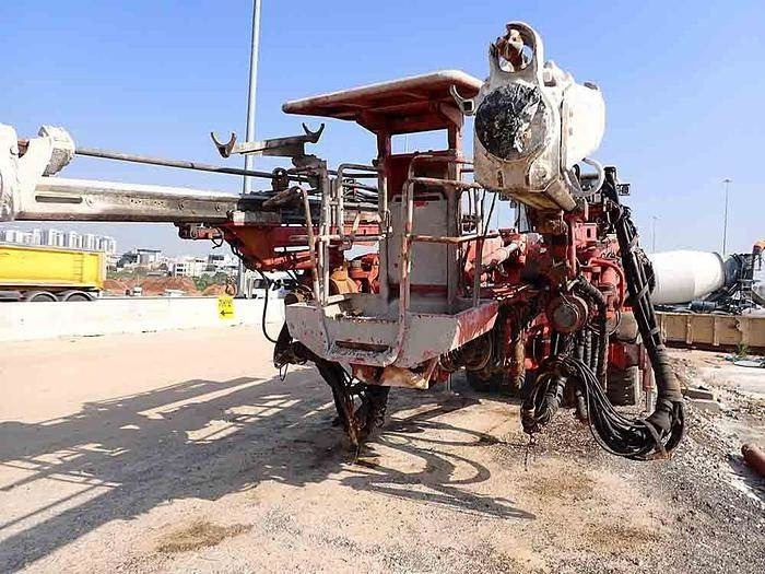 Sandvik DT821 C - Bohrgerät: das Bild 2 Sandvik DT821 C - Bohrgerät: das Bild 2