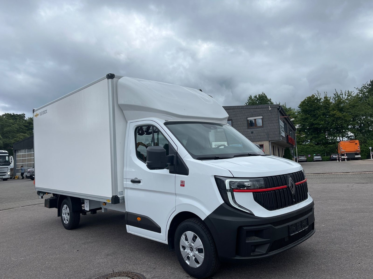 Renault MASTER HUMBAUR KOFFER - Koffer Transporter: das Bild 2 Renault MASTER HUMBAUR KOFFER - Koffer Transporter: das Bild 2