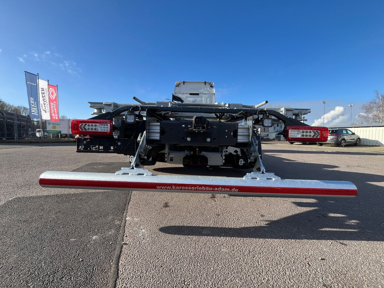 Renault T 480 6x2 WECHSELBRÜCKENFAHRZEUG C745 + C782 - Containerwagen/ Wechselfahrgestell LKW: das Bild 5 Renault T 480 6x2 WECHSELBRÜCKENFAHRZEUG C745 + C782 - Containerwagen/ Wechselfahrgestell LKW: das Bild 5