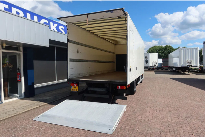 DAF LF 230 Bak+Klep Dhollandia 1500 kg Euro 6 - Koffer LKW: das Bild 4 DAF LF 230 Bak+Klep Dhollandia 1500 kg Euro 6 - Koffer LKW: das Bild 4