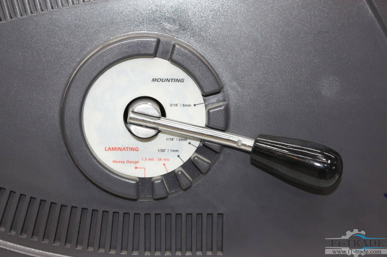 GBC Catena 35 - Druckmaschine: das Bild 4 GBC Catena 35 - Druckmaschine: das Bild 4