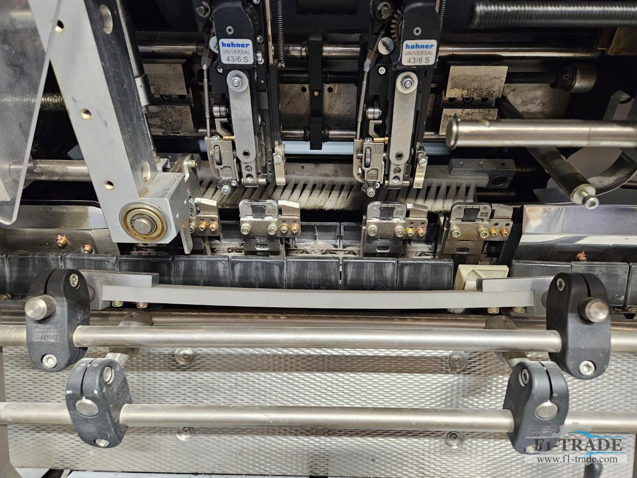 Horizon Stitchliner 5500 - Druckmaschine: das Bild 3 Horizon Stitchliner 5500 - Druckmaschine: das Bild 3