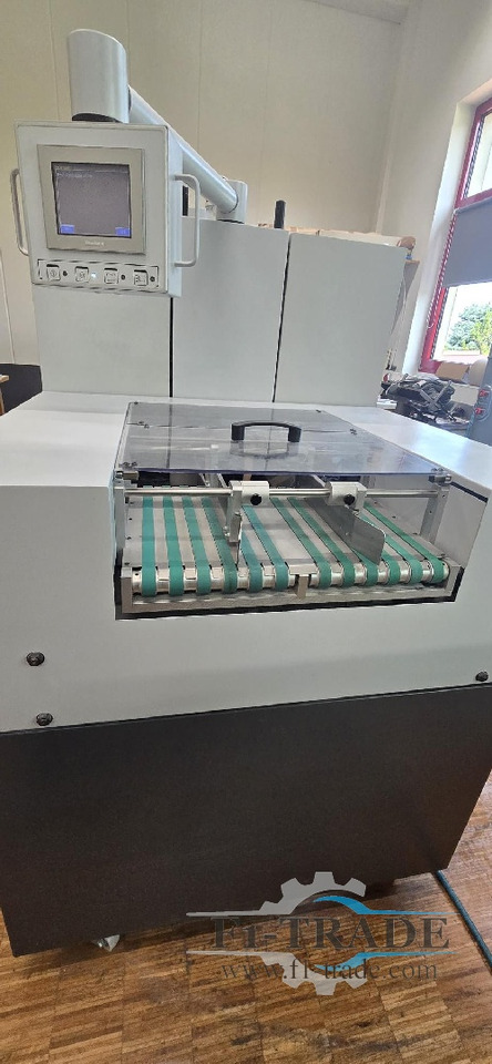 Heidelberg Eurotrimm ET1000 - Industriemaschine: das Bild 2 Heidelberg Eurotrimm ET1000 - Industriemaschine: das Bild 2