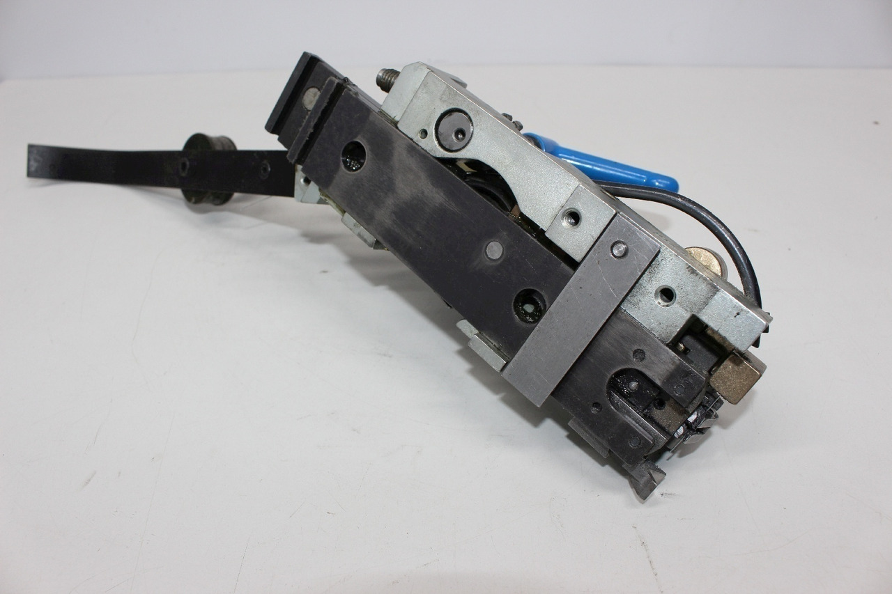 Müller Martini HK 75 0881.8101 - Industriemaschine: das Bild 4 Müller Martini HK 75 0881.8101 - Industriemaschine: das Bild 4