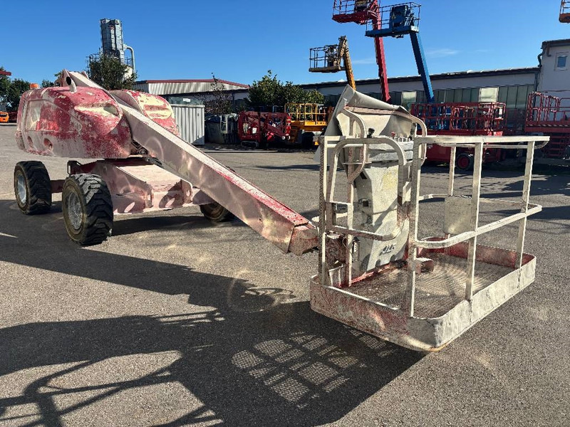 JLG 400 S 14,20m Diesel Teleskop-Arbeitsbühne - Gelenkarmbühne: das Bild 4 JLG 400 S 14,20m Diesel Teleskop-Arbeitsbühne - Gelenkarmbühne: das Bild 4
