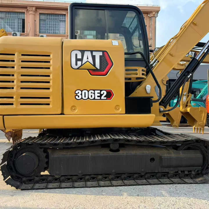 Used Excavators CAT 306E New Arrival Japan 6 Tons Hydraulic Crawler CAT Caterpillar 306E Used CAT Excavator - Bagger: das Bild 1 Used Excavators CAT 306E New Arrival Japan 6 Tons Hydraulic Crawler CAT Caterpillar 306E Used CAT Excavator - Bagger: das Bild 1