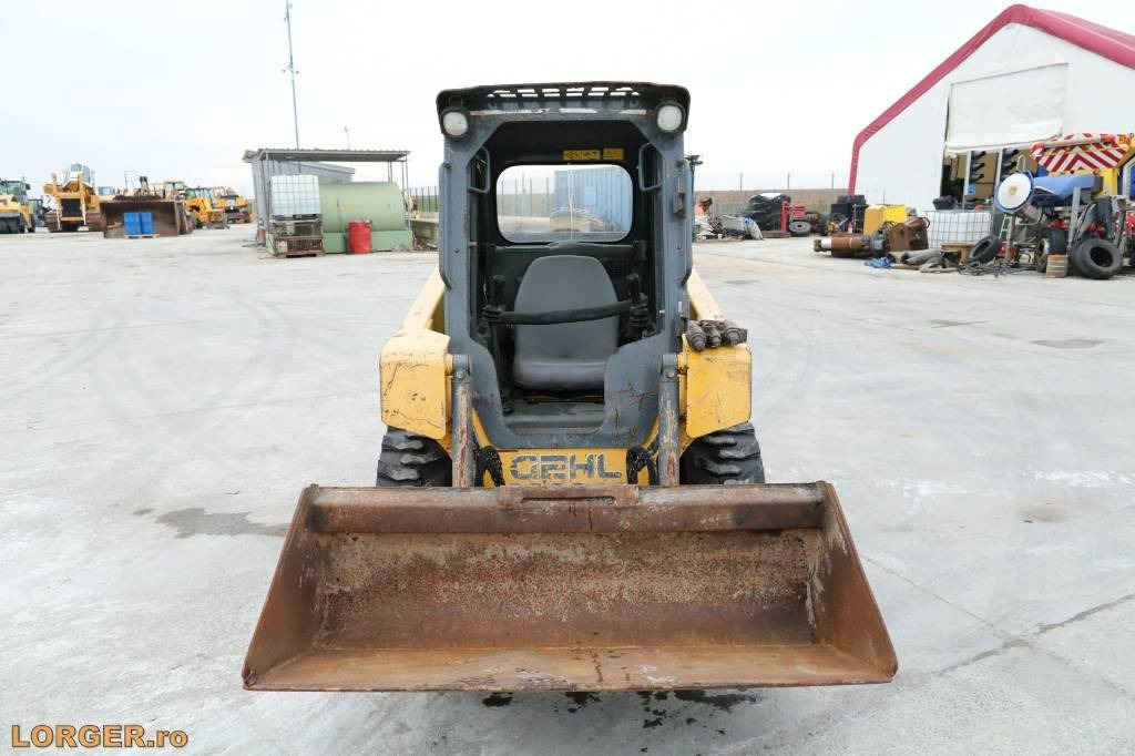 Gehl R 135 - Kompaktlader: das Bild 5 Gehl R 135 - Kompaktlader: das Bild 5