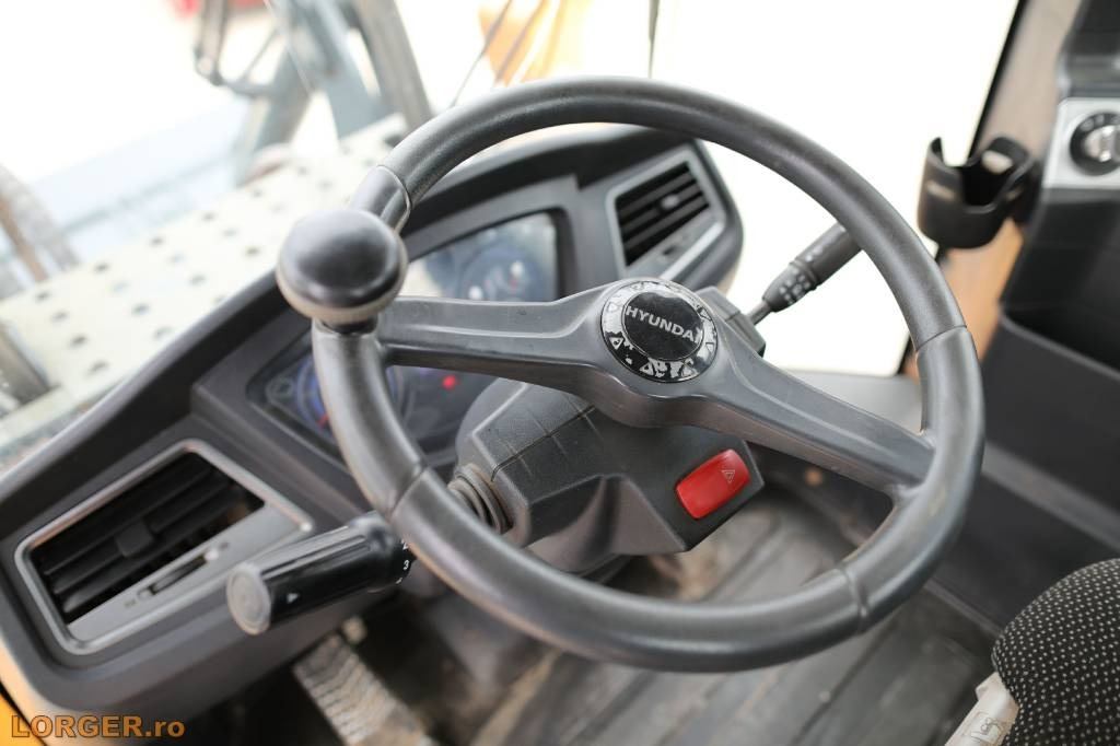 Radlader Hyundai HL 955 A: das Bild 9
