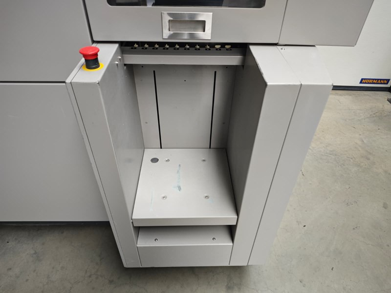 Horizon HT-30 | 2005 | 1.65 Mio - Papierschneidemaschine: das Bild 2 Horizon HT-30 | 2005 | 1.65 Mio - Papierschneidemaschine: das Bild 2