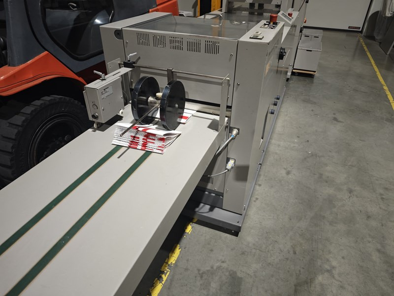 Horizon SPF-20A FC-20A VAC-100a VAC-100m | 2003 | 5,2 Mio - Druckmaschine: das Bild 3 Horizon SPF-20A FC-20A VAC-100a VAC-100m | 2003 | 5,2 Mio - Druckmaschine: das Bild 3