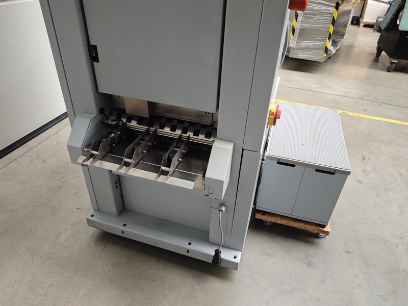 Horizon VAC-60Hc | 2010 - Druckmaschine: das Bild 3 Horizon VAC-60Hc | 2010 - Druckmaschine: das Bild 3