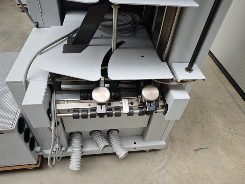 Horizon VAC-60Hc | 2010 - Druckmaschine: das Bild 2 Horizon VAC-60Hc | 2010 - Druckmaschine: das Bild 2