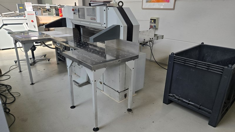 Schneider Senator 115H CT | 2006 - Papierschneidemaschine: das Bild 1 Schneider Senator 115H CT | 2006 - Papierschneidemaschine: das Bild 1
