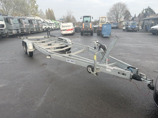 ARCO 3000 TS Bootstransporter - Bootstrailer: das Bild 1 ARCO 3000 TS Bootstransporter - Bootstrailer: das Bild 1