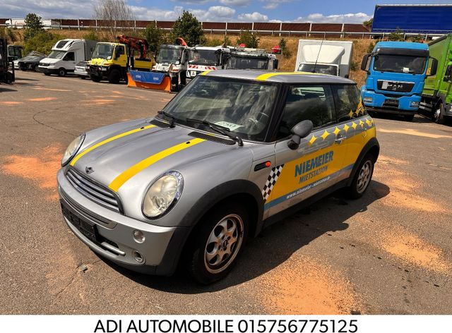 MINI ONE Mini One - PKW: das Bild 2 MINI ONE Mini One - PKW: das Bild 2