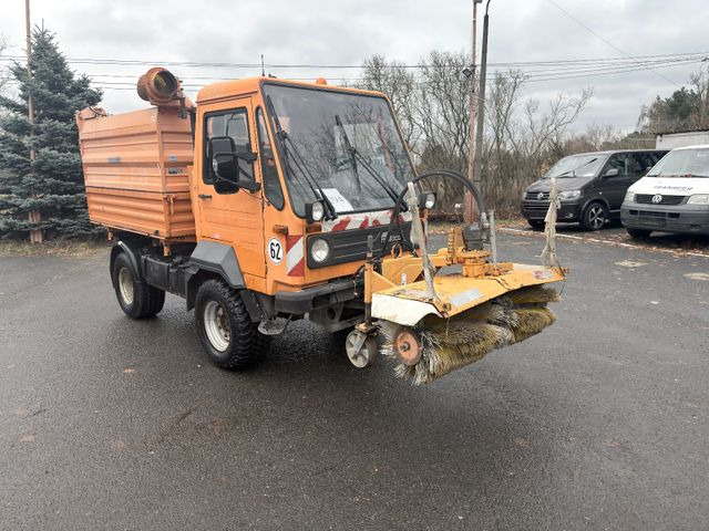 Multicar M 26 KIpper 4x4 - Kehrmaschine: das Bild 2 Multicar M 26 KIpper 4x4 - Kehrmaschine: das Bild 2