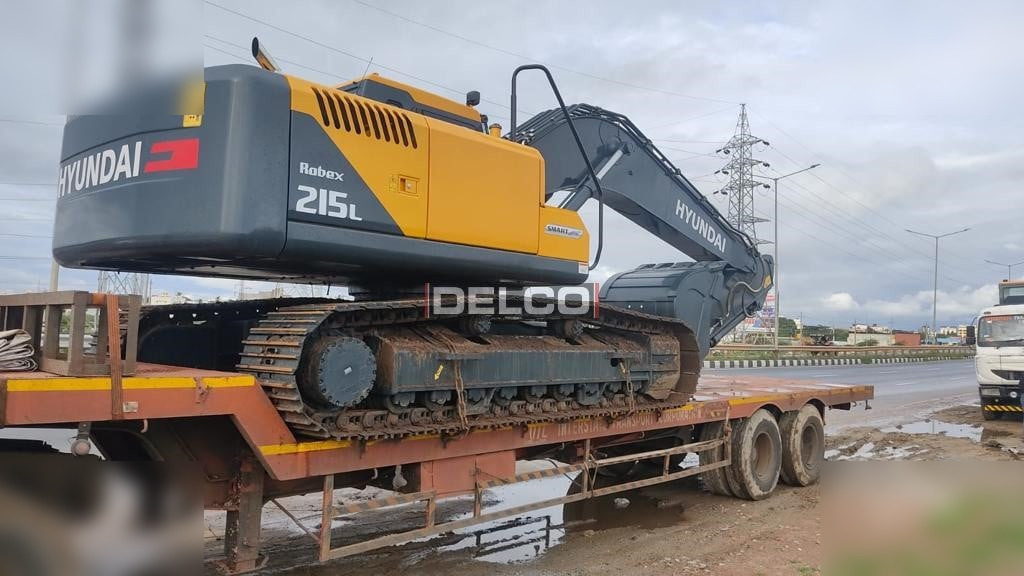 HYUNDAI ROBEX 215L SMART PLUS - Kettenbagger: das Bild 3 HYUNDAI ROBEX 215L SMART PLUS - Kettenbagger: das Bild 3