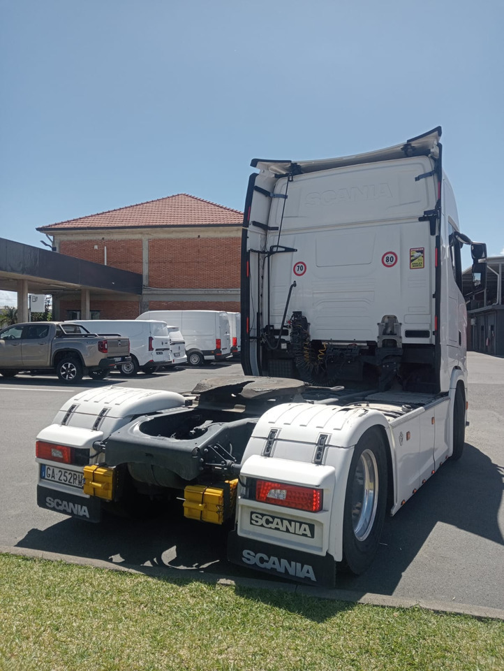 SCANIA S520 A4X2NB - Sattelzugmaschine: das Bild 3 SCANIA S520 A4X2NB - Sattelzugmaschine: das Bild 3