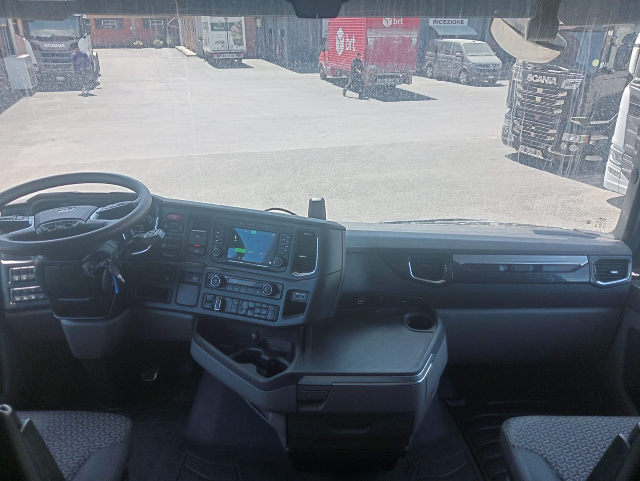 SCANIA S520 A4X2NB - Sattelzugmaschine: das Bild 5 SCANIA S520 A4X2NB - Sattelzugmaschine: das Bild 5