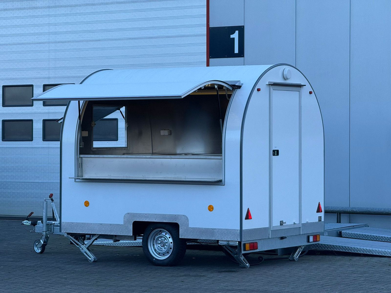 Esselmann EasyGo 280 ähn Buddystar oder Multiwagon - Verkaufsanhänger: das Bild 5 Esselmann EasyGo 280 ähn Buddystar oder Multiwagon - Verkaufsanhänger: das Bild 5