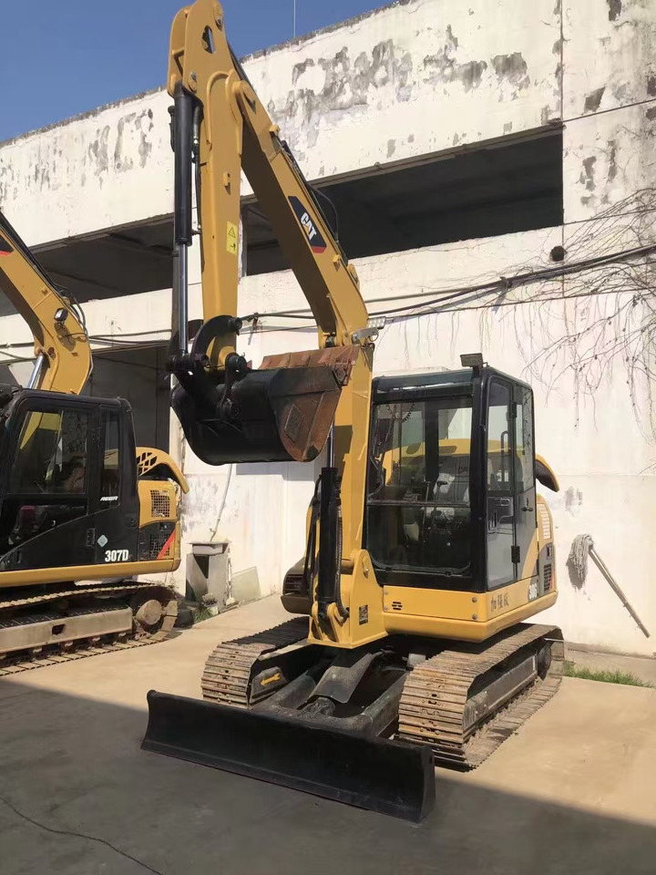 CAT 306D - Kettenbagger: das Bild 2 CAT 306D - Kettenbagger: das Bild 2