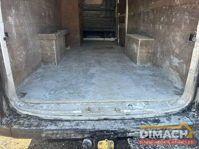 Kastenwagen MAN TGE 3.180 L4H3 maxi Engine problem - motorschade -VW crafter L4H3 maxi bus - koffer - klima - euro 6: das Bild 19 Kastenwagen MAN TGE 3.180 L4H3 maxi Engine problem - motorschade -VW crafter L4H3 maxi bus - koffer - klima - euro 6: das Bild 19