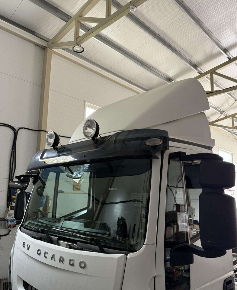 Iveco Spoileris - Ersatzteile für LKW: das Bild 2 Iveco Spoileris - Ersatzteile für LKW: das Bild 2