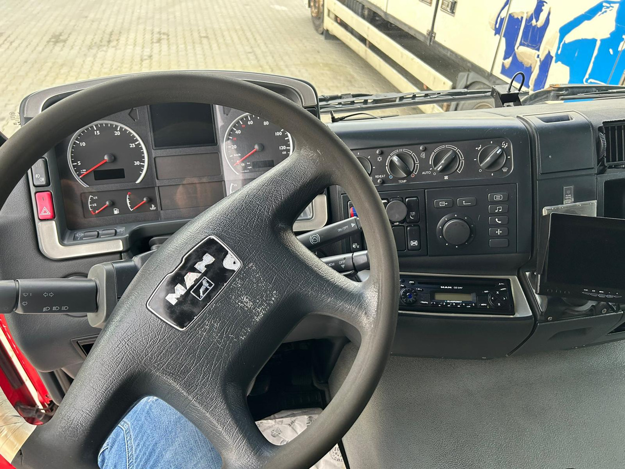 MAN TGA 18.310 - Plane LKW: das Bild 5 MAN TGA 18.310 - Plane LKW: das Bild 5