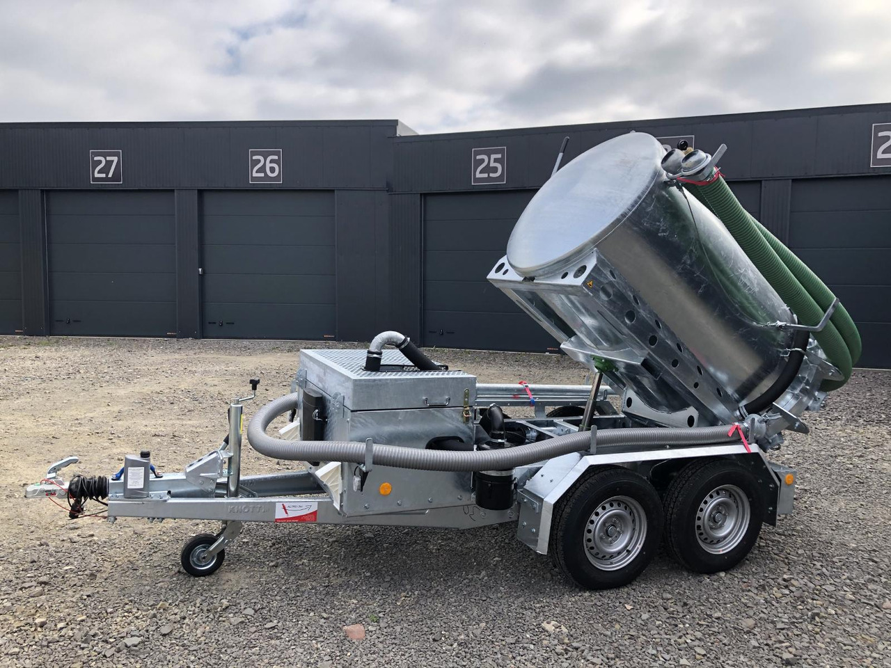 M-Vac 1,8m³ *Kippbar* Vakuum-Saugsystem / Saugfass / Sauganhänger / Saughänger M-Vac Reinigungskit - Saug-/ Spülfahrzeug: das Bild 1 M-Vac 1,8m³ *Kippbar* Vakuum-Saugsystem / Saugfass / Sauganhänger / Saughänger M-Vac Reinigungskit - Saug-/ Spülfahrzeug: das Bild 1