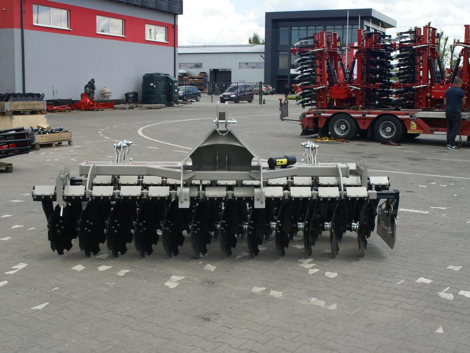 ROLEX Scheibenegge / Discs harrow / Dechaumeur à disques / Erpice a dischi / Cultivador de discos / Дисковая борона / Agregat talerzowy uprawowy 3 m - Scheibenegge: das Bild 4 ROLEX Scheibenegge / Discs harrow / Dechaumeur à disques / Erpice a dischi / Cultivador de discos / Дисковая борона / Agregat talerzowy uprawowy 3 m - Scheibenegge: das Bild 4