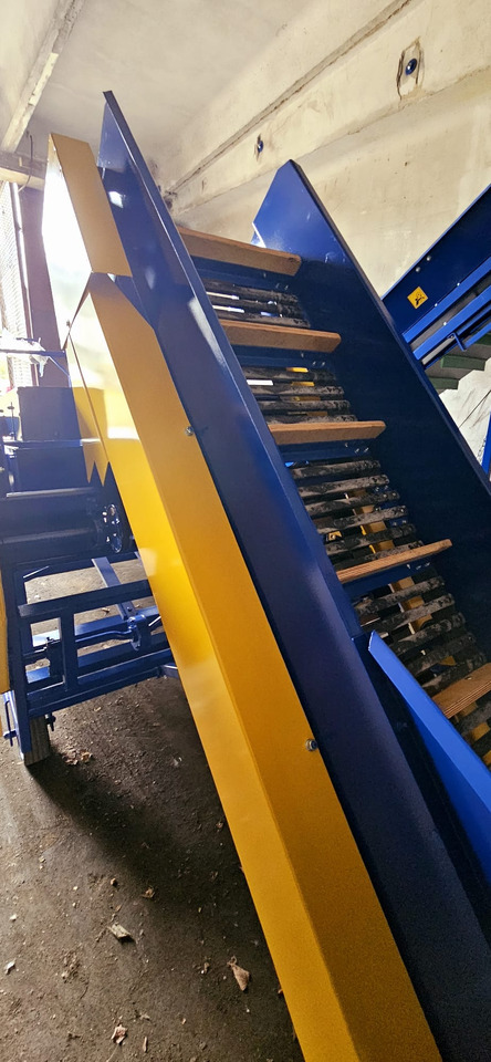 ROLMET Kartoffelsortierer / Potato sorting machine / Trieuse de pomme de terre / Selezionatrice per patate / Clasificador de patatas / Картофелесортировочная машина / Sortownik do ziemniaków M614/2 - Kartoffeltechnik: das Bild 5 ROLMET Kartoffelsortierer / Potato sorting machine / Trieuse de pomme de terre / Selezionatrice per patate / Clasificador de patatas / Картофелесортировочная машина / Sortownik do ziemniaków M614/2 - Kartoffeltechnik: das Bild 5