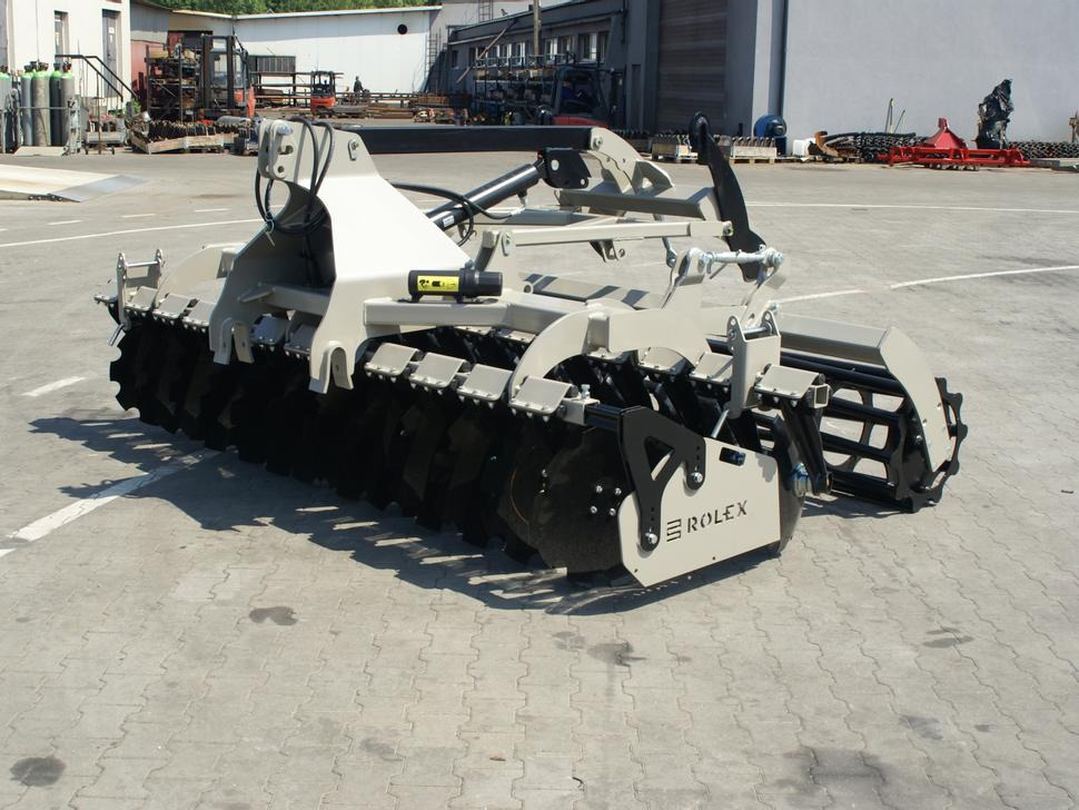 Rolex Scheibenegge / Disc harrow with hydropack / Déchaumeur à disques avec support semoir / Erpice a dischi / Cultivador de discos con hydropack / Дисковая борона с гидропаком 3 m - Scheibenegge: das Bild 1 Rolex Scheibenegge / Disc harrow with hydropack / Déchaumeur à disques avec support semoir / Erpice a dischi / Cultivador de discos con hydropack / Дисковая борона с гидропаком 3 m - Scheibenegge: das Bild 1