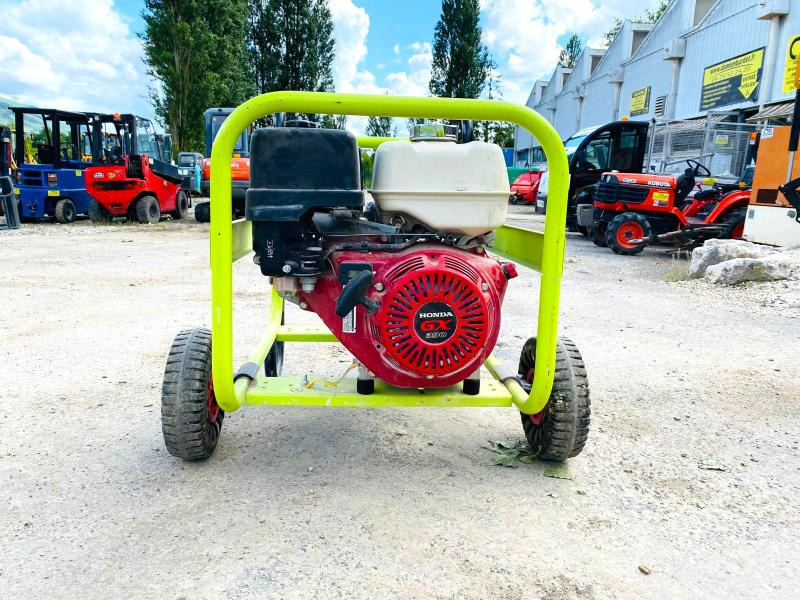 PRAMAC E8000 Groupe électrogène - Stromgenerator: das Bild 3 PRAMAC E8000 Groupe électrogène - Stromgenerator: das Bild 3