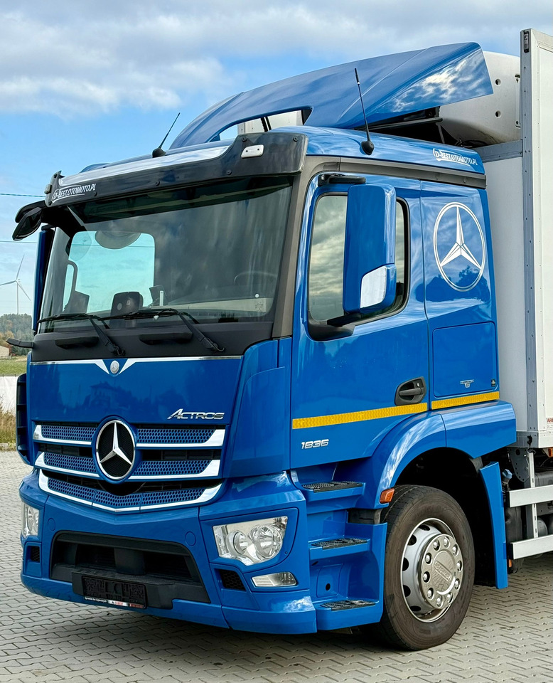 Kühlkoffer LKW MERCEDES-BENZ ACTROS 1836 / CHŁODNIA / WINDA / 18 PALET / SILNIK 10677 cm3 / CARRIER / SYPIALKA / AUTOMAT / 2018 ROK: das Bild 8