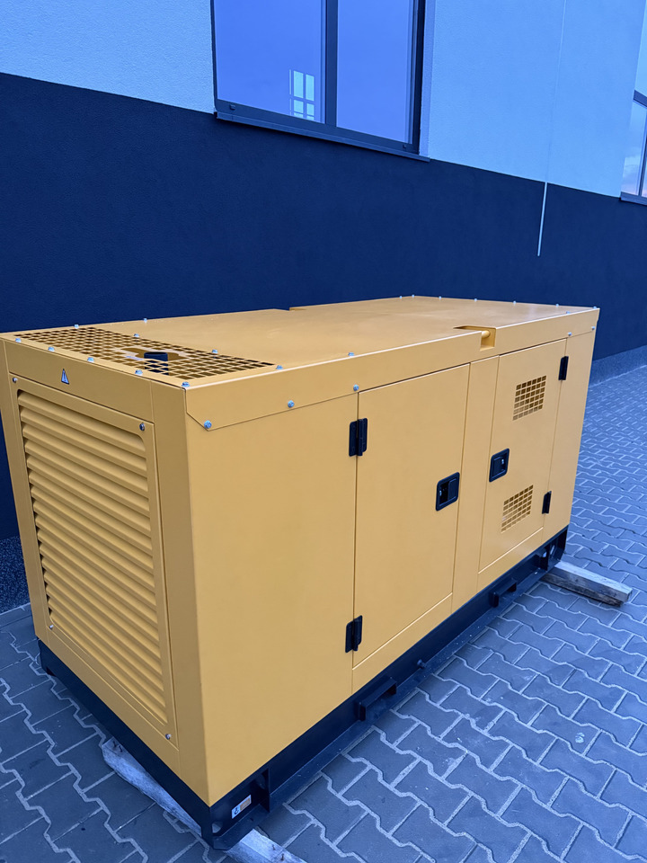 PERKINS 100 kVA / 80 kW - Stromgenerator: das Bild 2 PERKINS 100 kVA / 80 kW - Stromgenerator: das Bild 2