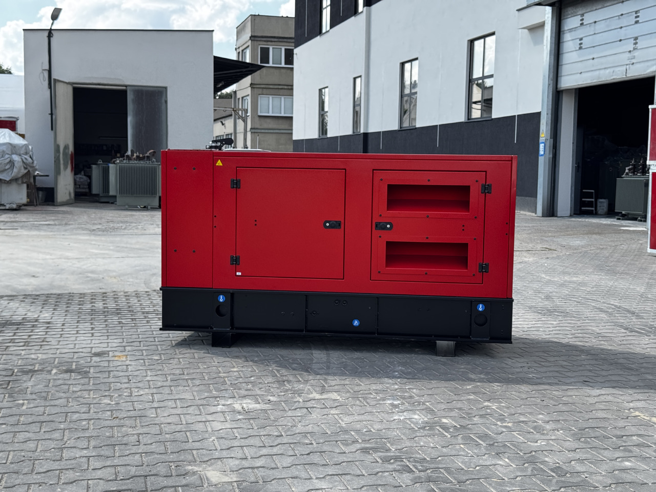 PERKINS 60 kVA / 48 kW - Stromgenerator: das Bild 5 PERKINS 60 kVA / 48 kW - Stromgenerator: das Bild 5