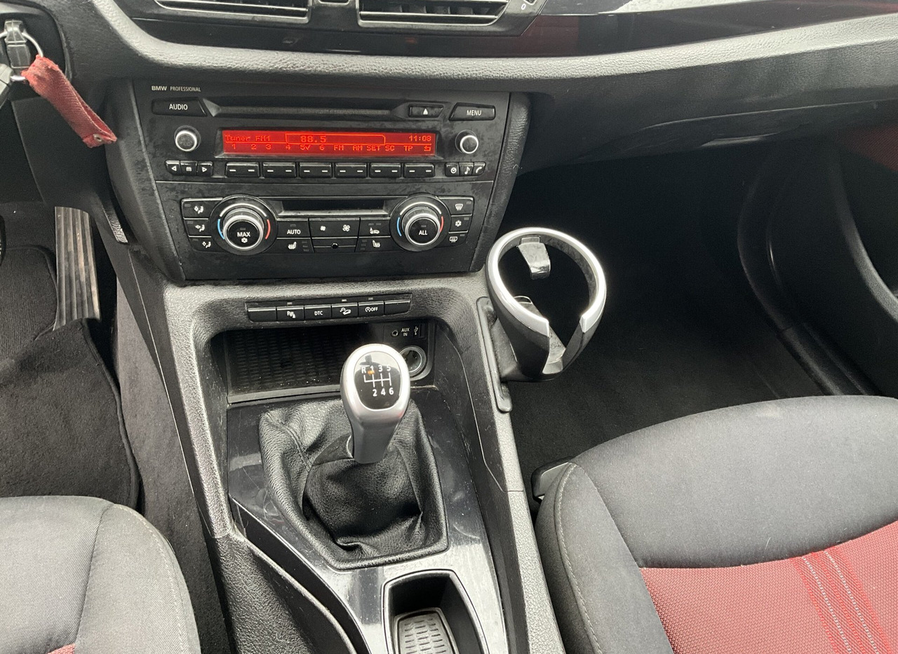 SUV/ Geländewagen BMW X1: das Bild 15 SUV/ Geländewagen BMW X1: das Bild 15