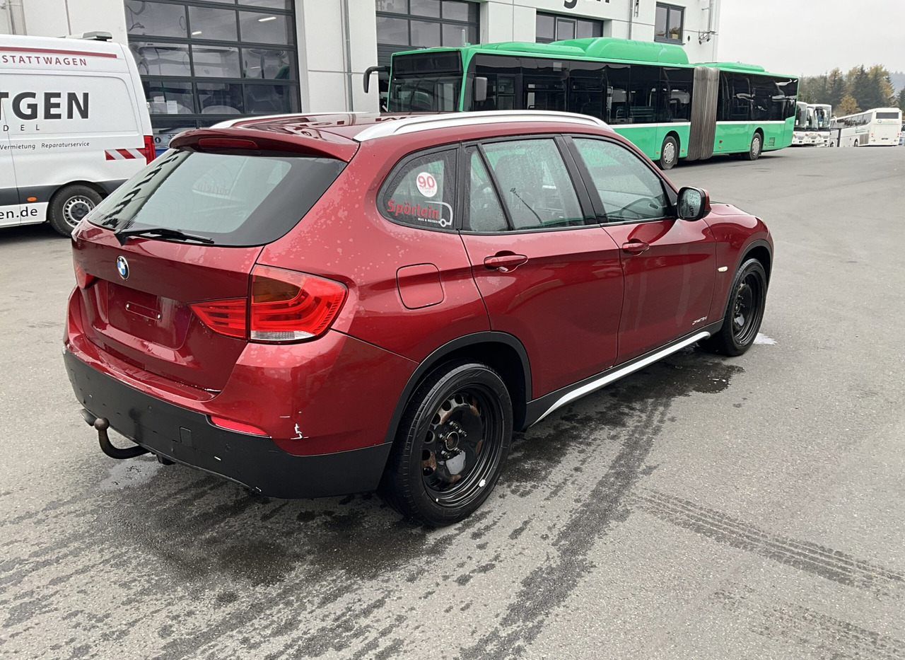 BMW X1 - SUV/ Geländewagen: das Bild 4 BMW X1 - SUV/ Geländewagen: das Bild 4