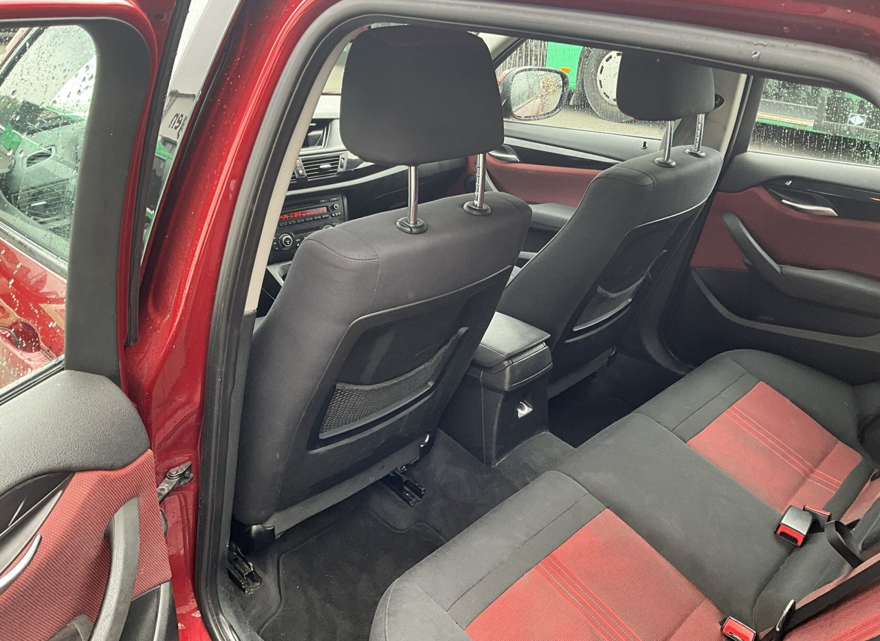 SUV/ Geländewagen BMW X1: das Bild 12 SUV/ Geländewagen BMW X1: das Bild 12