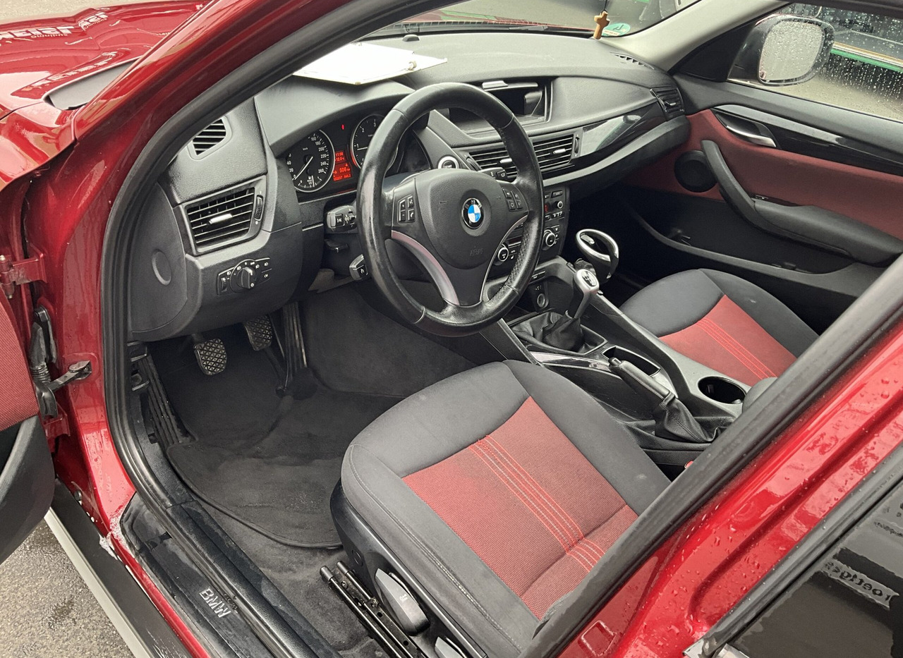 SUV/ Geländewagen BMW X1: das Bild 8 SUV/ Geländewagen BMW X1: das Bild 8