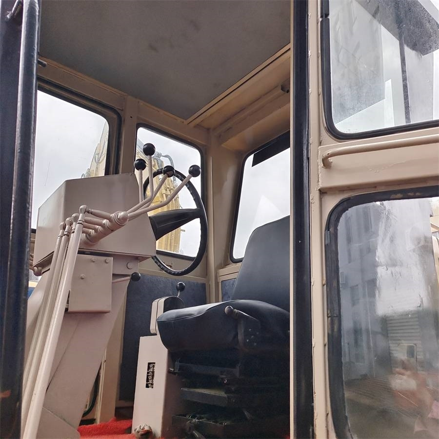 CAT 140 H - Grader: das Bild 3 CAT 140 H - Grader: das Bild 3